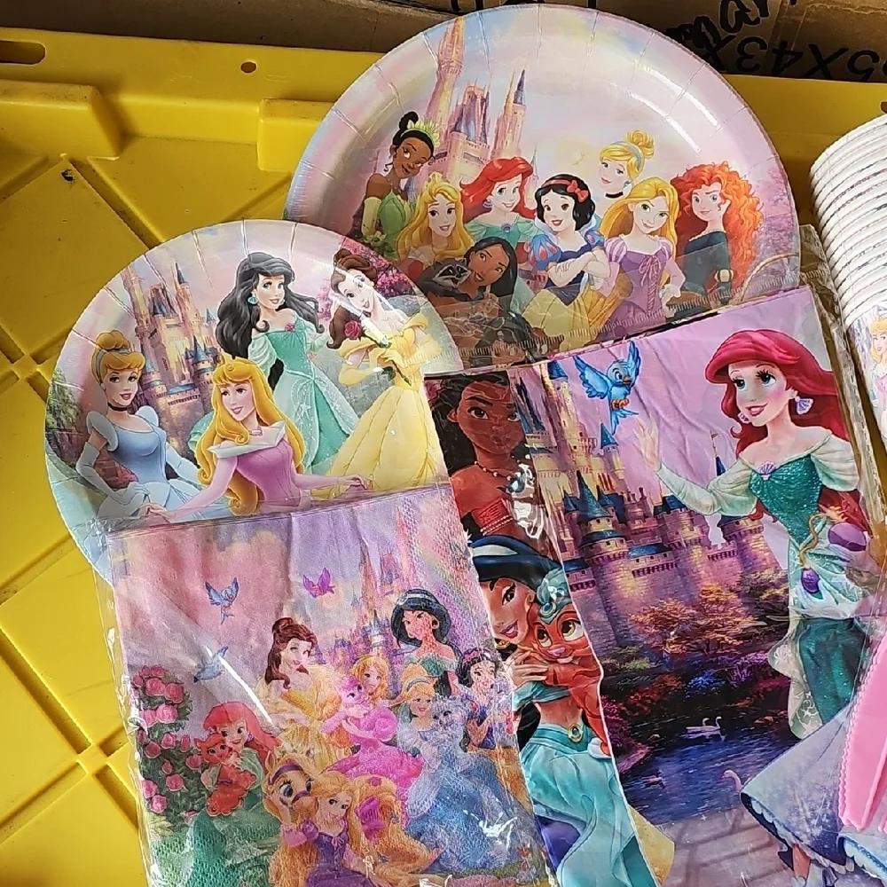 Disney Princess Party Tableware Set - Pink and Purple